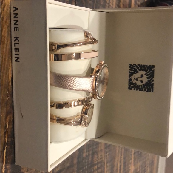 Watch set Anne Klein never warn rose gold - Picture 3 of 4